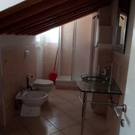 La Casa Di Oliva Apartament *